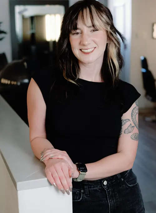 Anna, Barber/Stylist