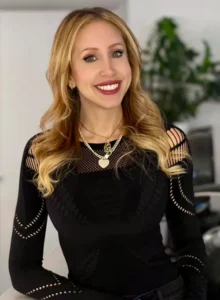 Erica, Stylist